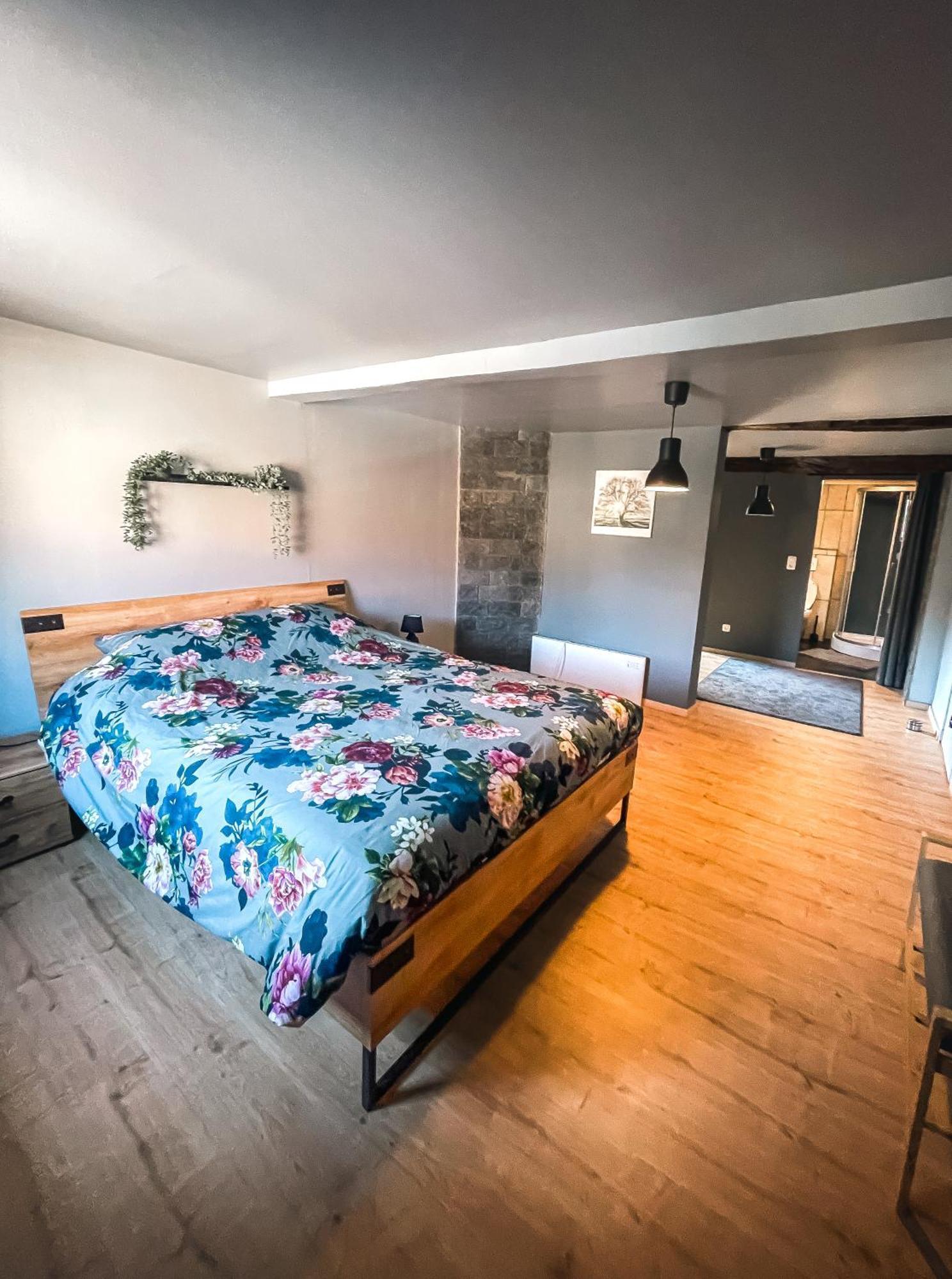 Le Petit Broux Bed and Breakfast Aywaille Exteriör bild